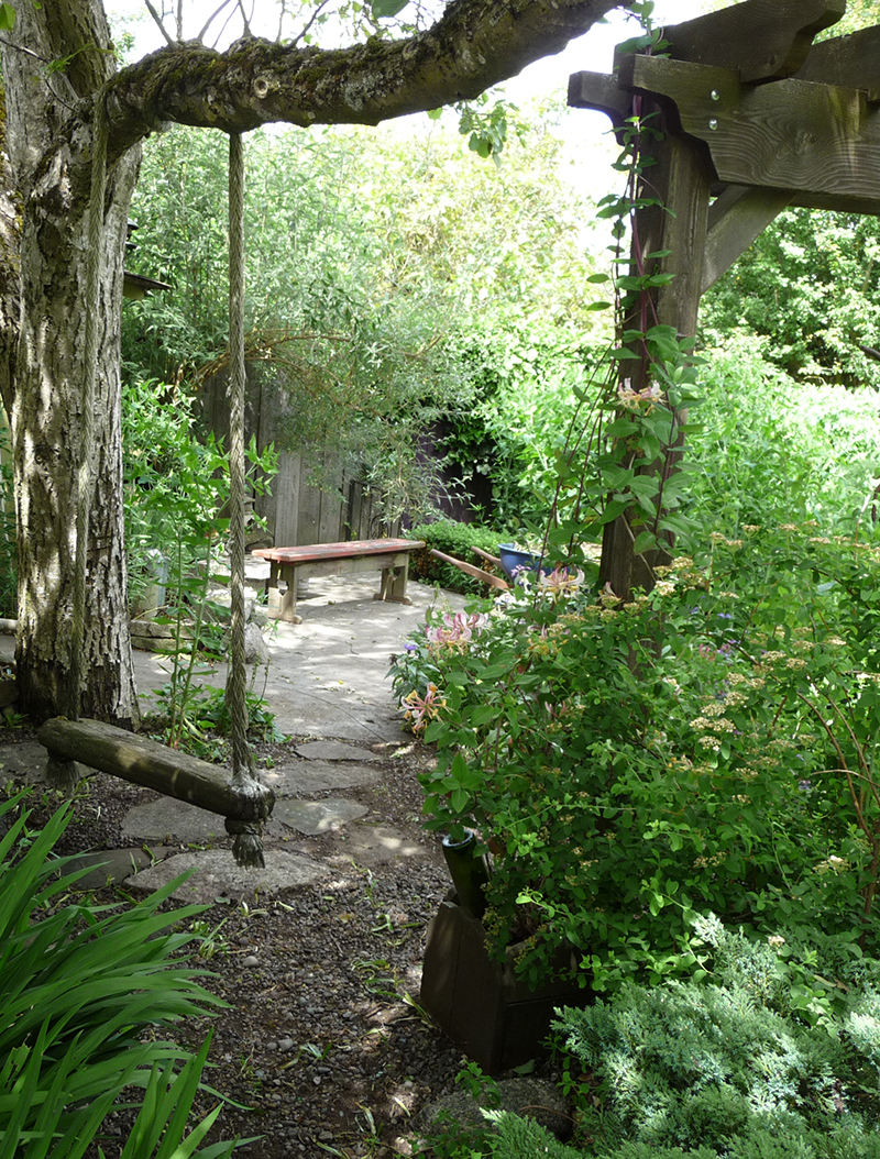 View as you enter The Lid Shop from the Alley